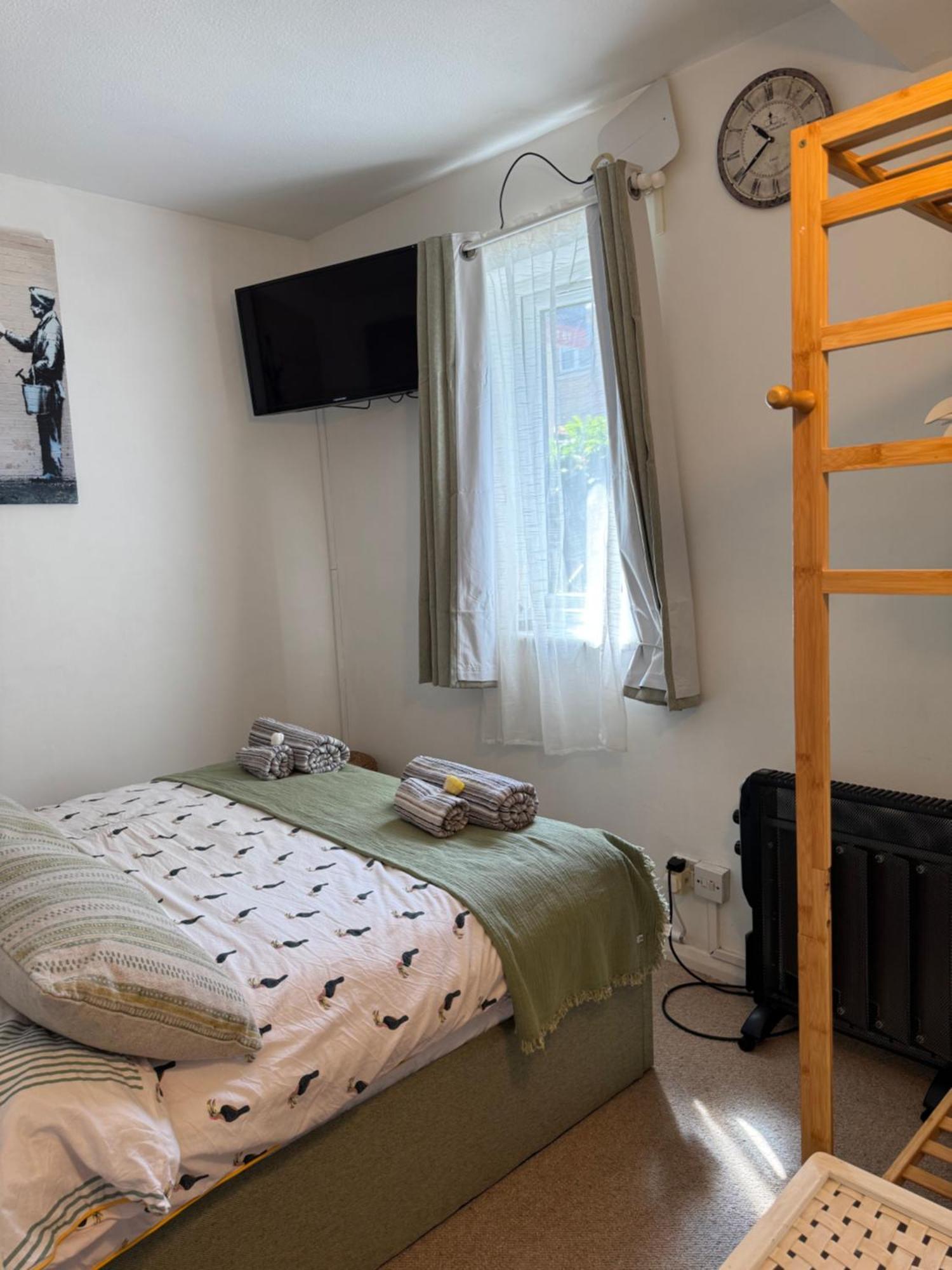 Grundy House Apartment Uxbridge Luaran gambar